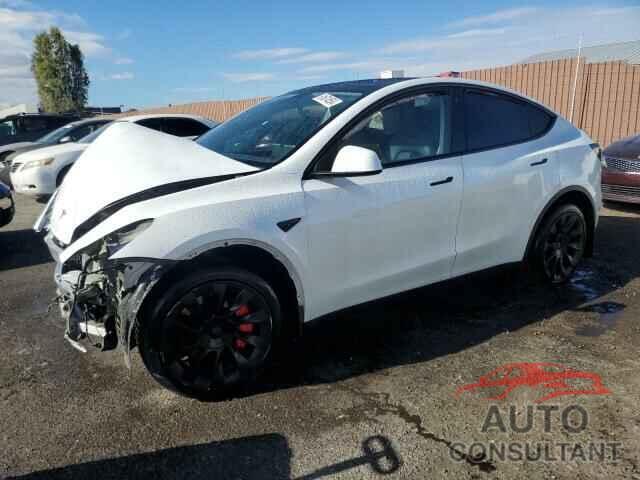 TESLA MODEL Y 2023 - 7SAYGDEE5PA118390