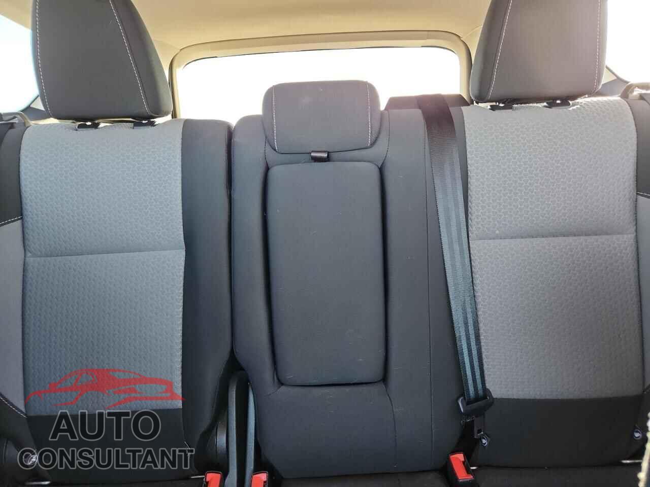 FORD ESCAPE 2017 - 1FMCU9GD1HUE48875