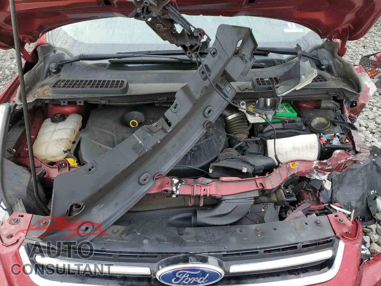 FORD ESCAPE 2015 - 1FMCU9J90FUC18746