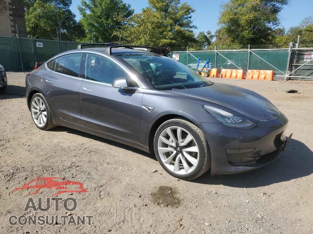 TESLA MODEL 3 2018 - 5YJ3E1EB8JF132618