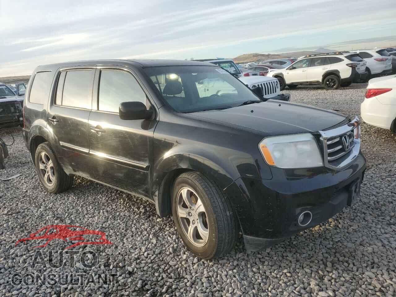 HONDA PILOT 2013 - 5FNYF4H56DB048022