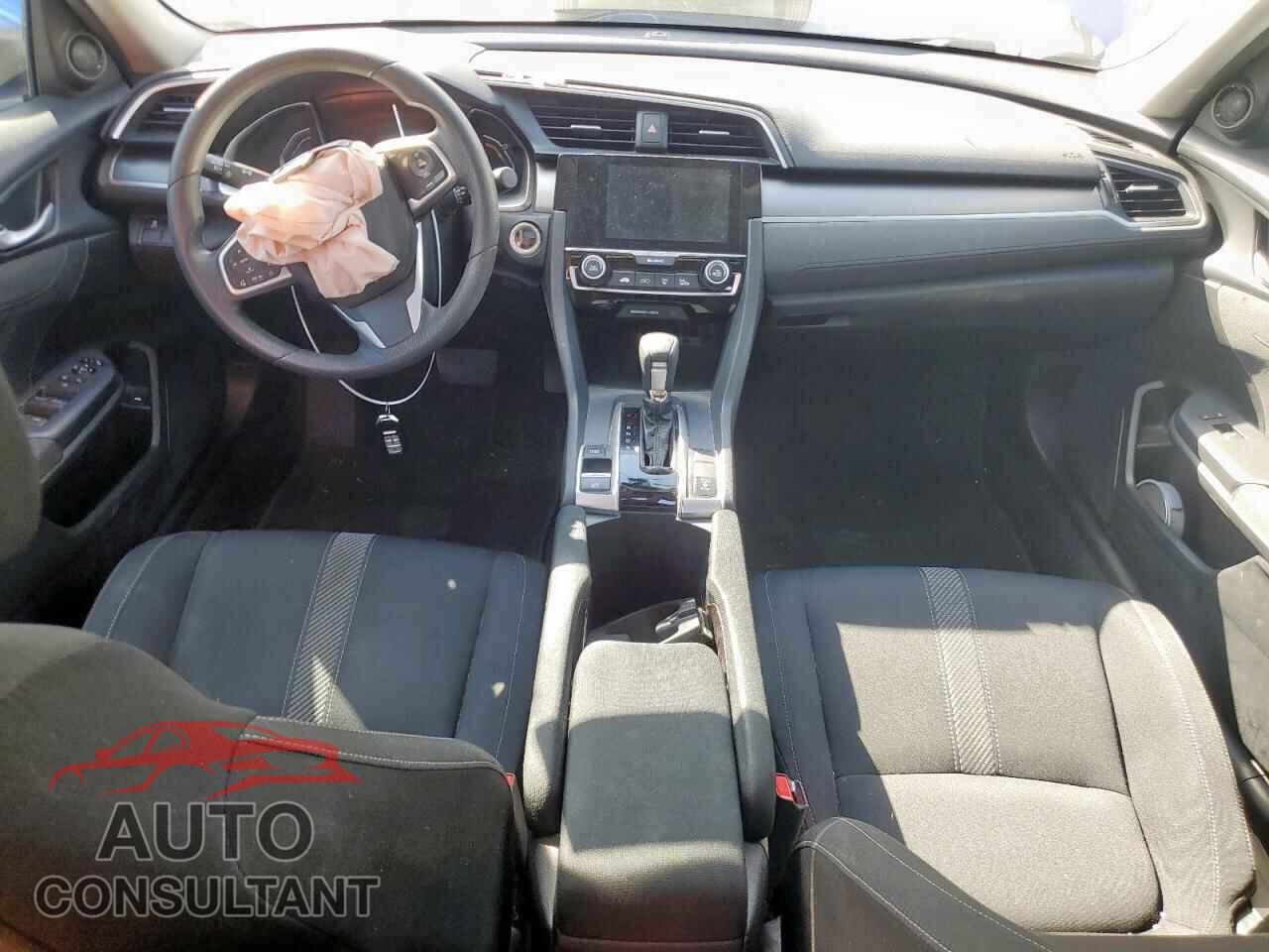 HONDA CIVIC 2018 - 2HGFC2F76JH577793