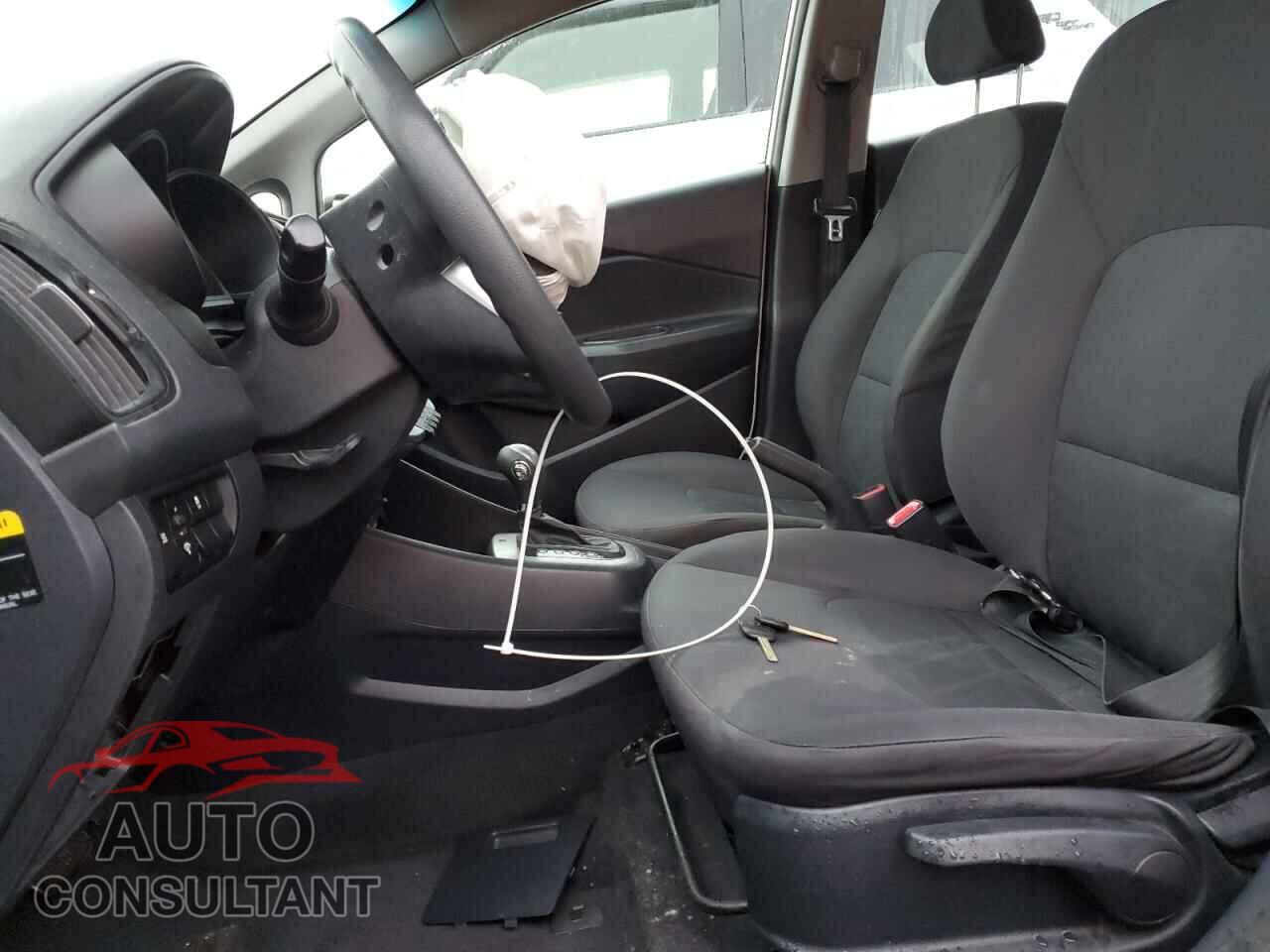 KIA RIO 2014 - KNADM5A36E6353789