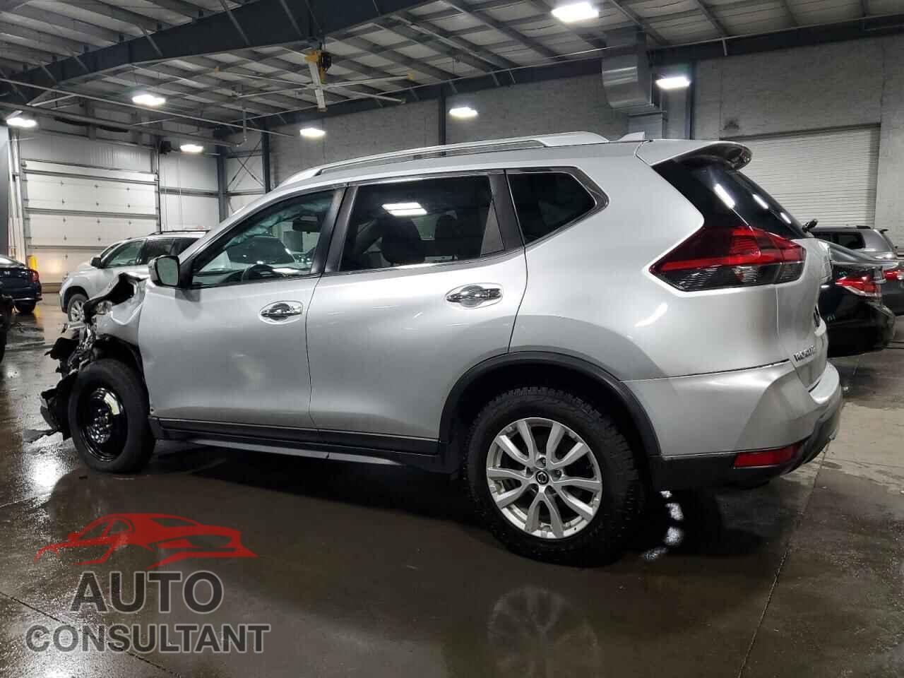 NISSAN ROGUE 2018 - KNMAT2MV8JP529105