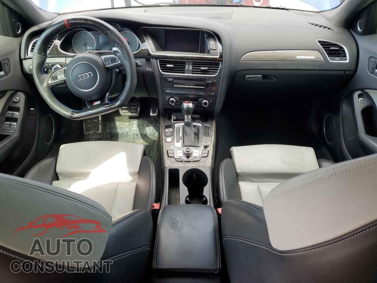 AUDI S4/RS4 2015 - WAUBGAFL7FA008169