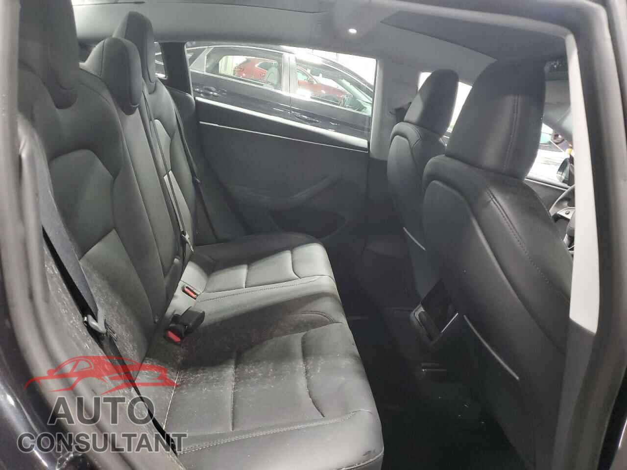 TESLA MODEL 3 2025 - 5YJ3E1EB7SF929055