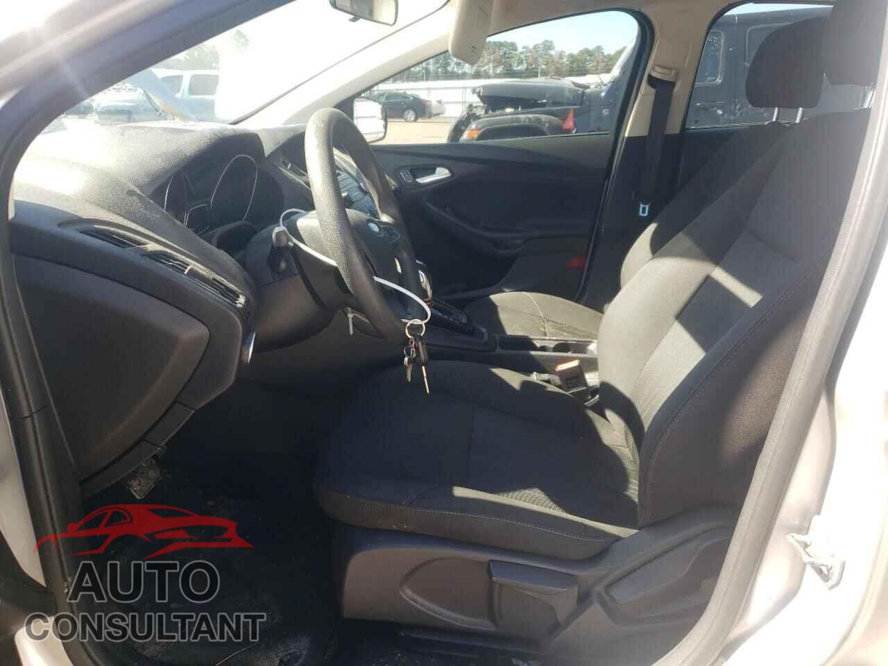 FORD FOCUS 2016 - 1FADP3F20GL204206