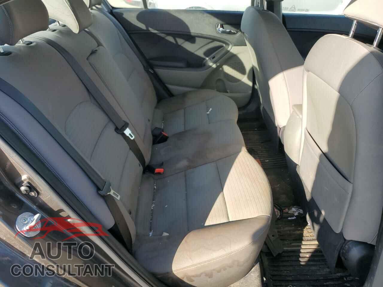KIA FORTE 2014 - KNAFX4A61E5092324