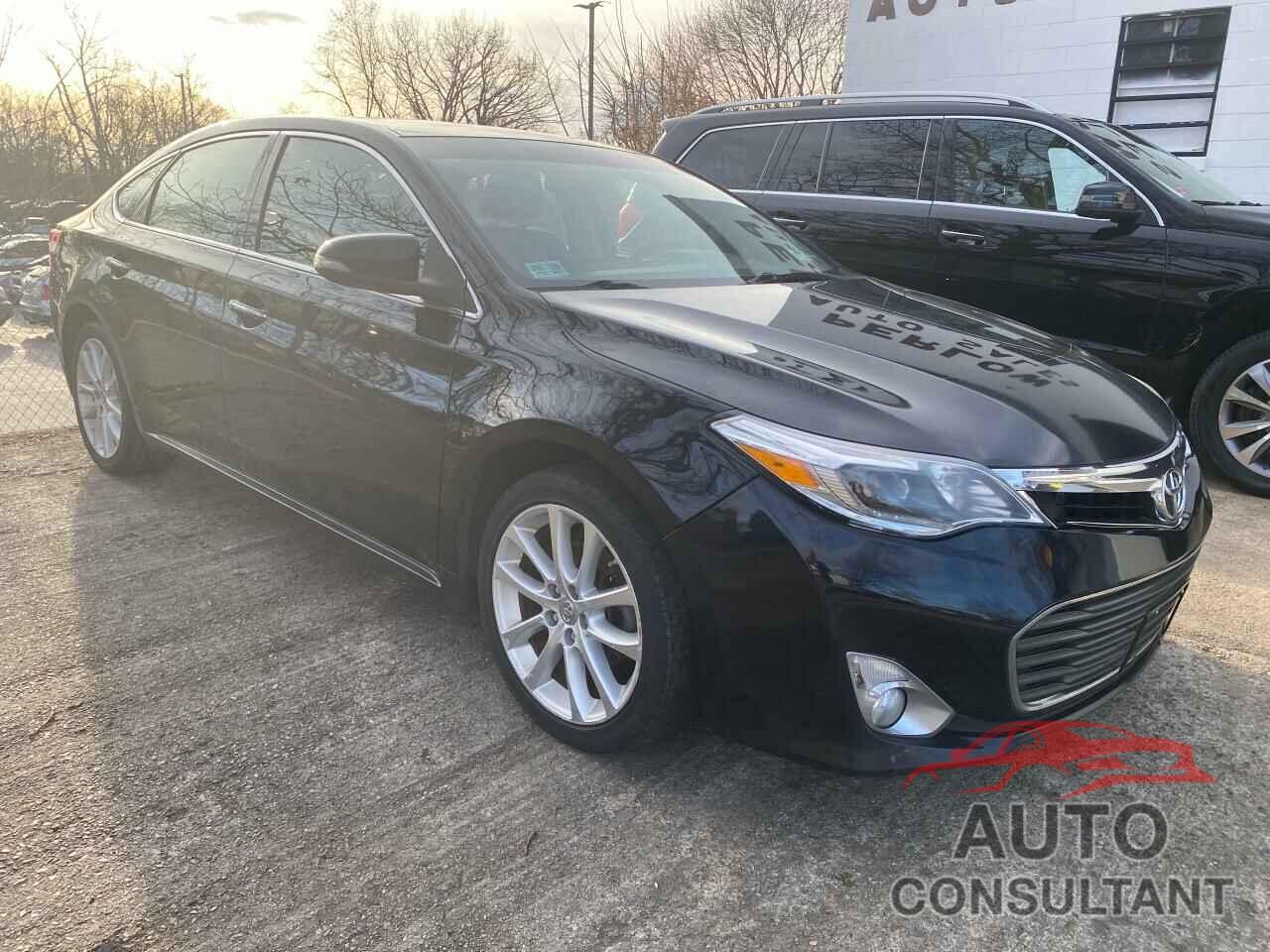 TOYOTA AVALON 2013 - 4T1BK1EB2DU005567