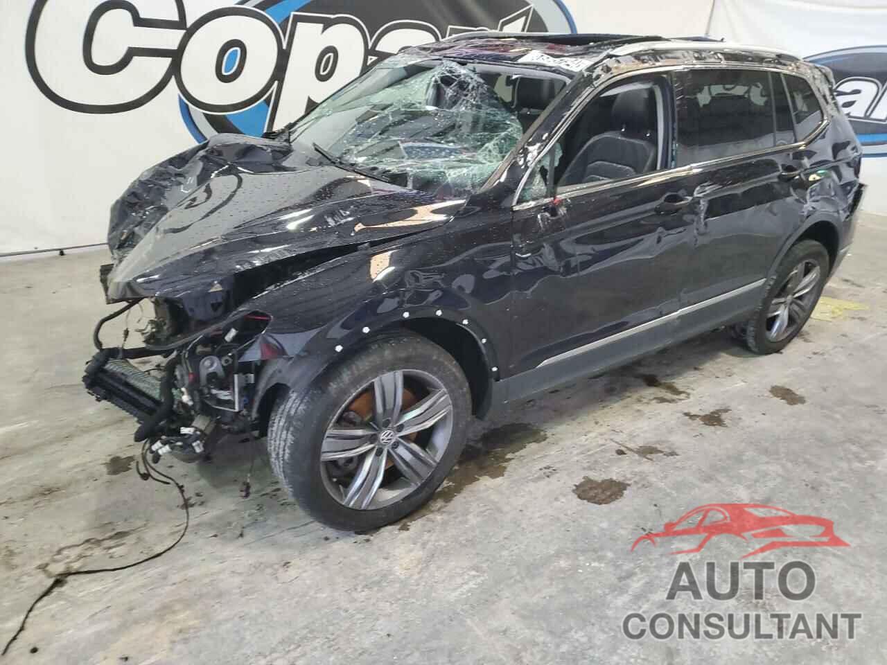 VOLKSWAGEN TIGUAN 2018 - 3VV5B7AX7JM090655