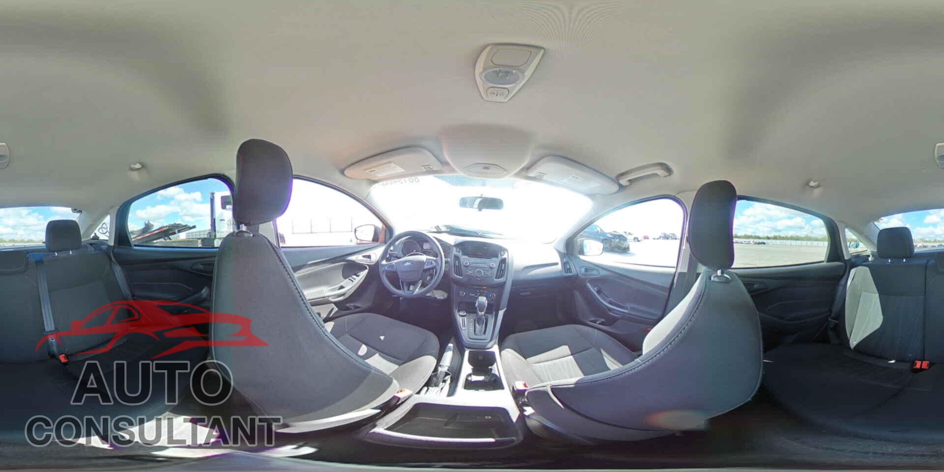FORD FOCUS 2017 - 1FADP3E23HL255315