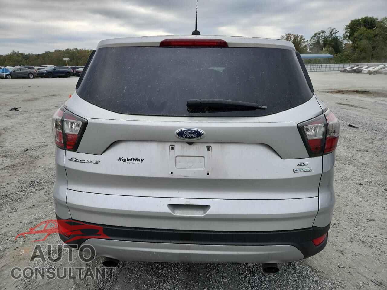 FORD ESCAPE 2017 - 1FMCU0GD9HUB16291