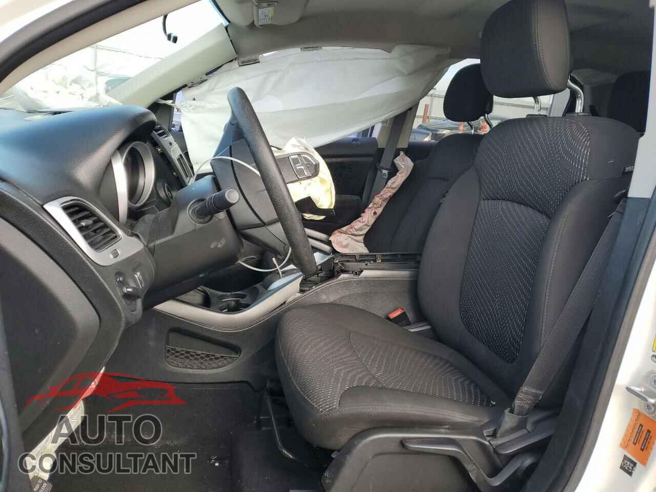 DODGE JOURNEY 2020 - 3C4PDCAB9LT180283