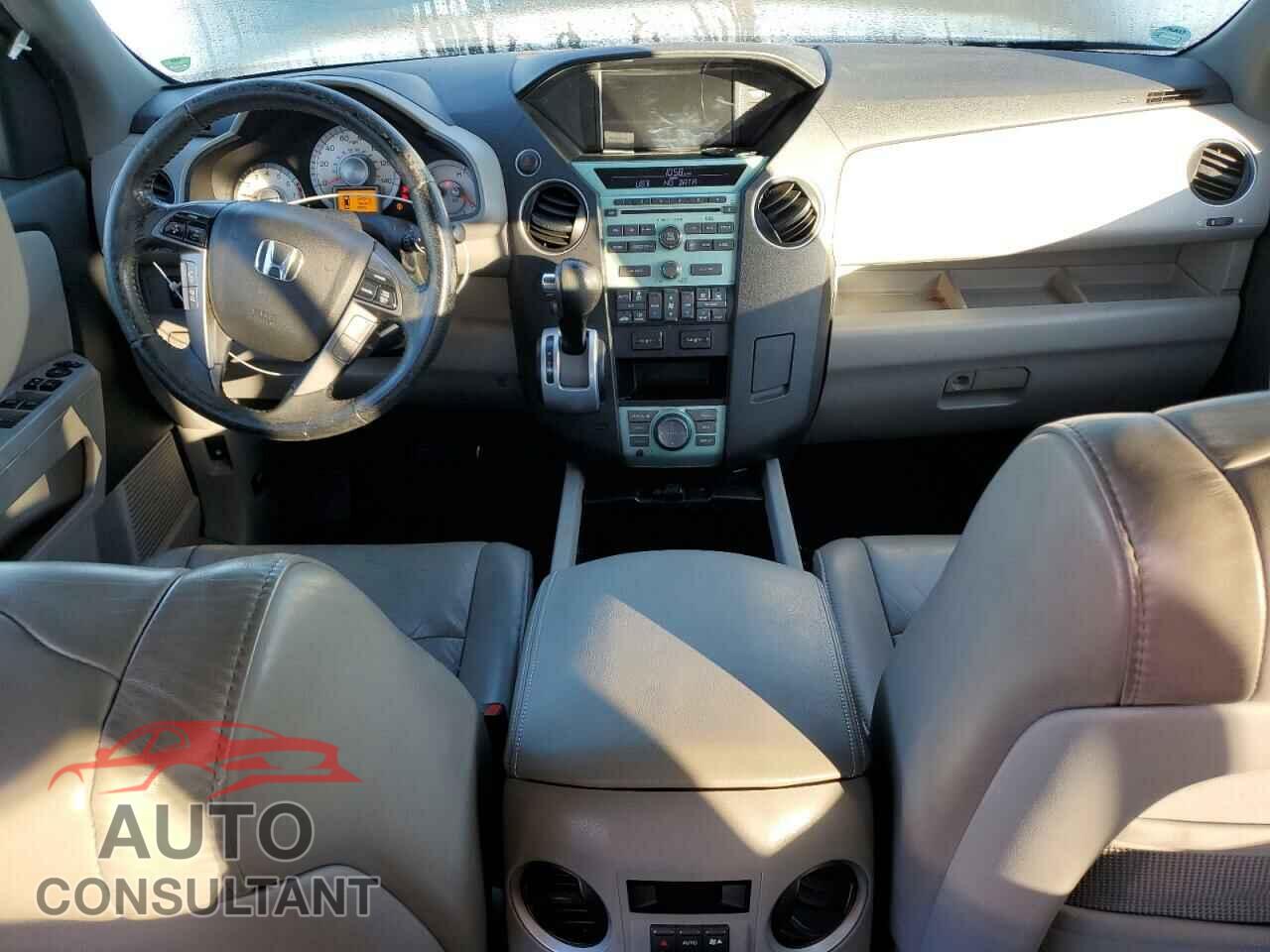 HONDA PILOT 2011 - 5FNYF3H72BB034708