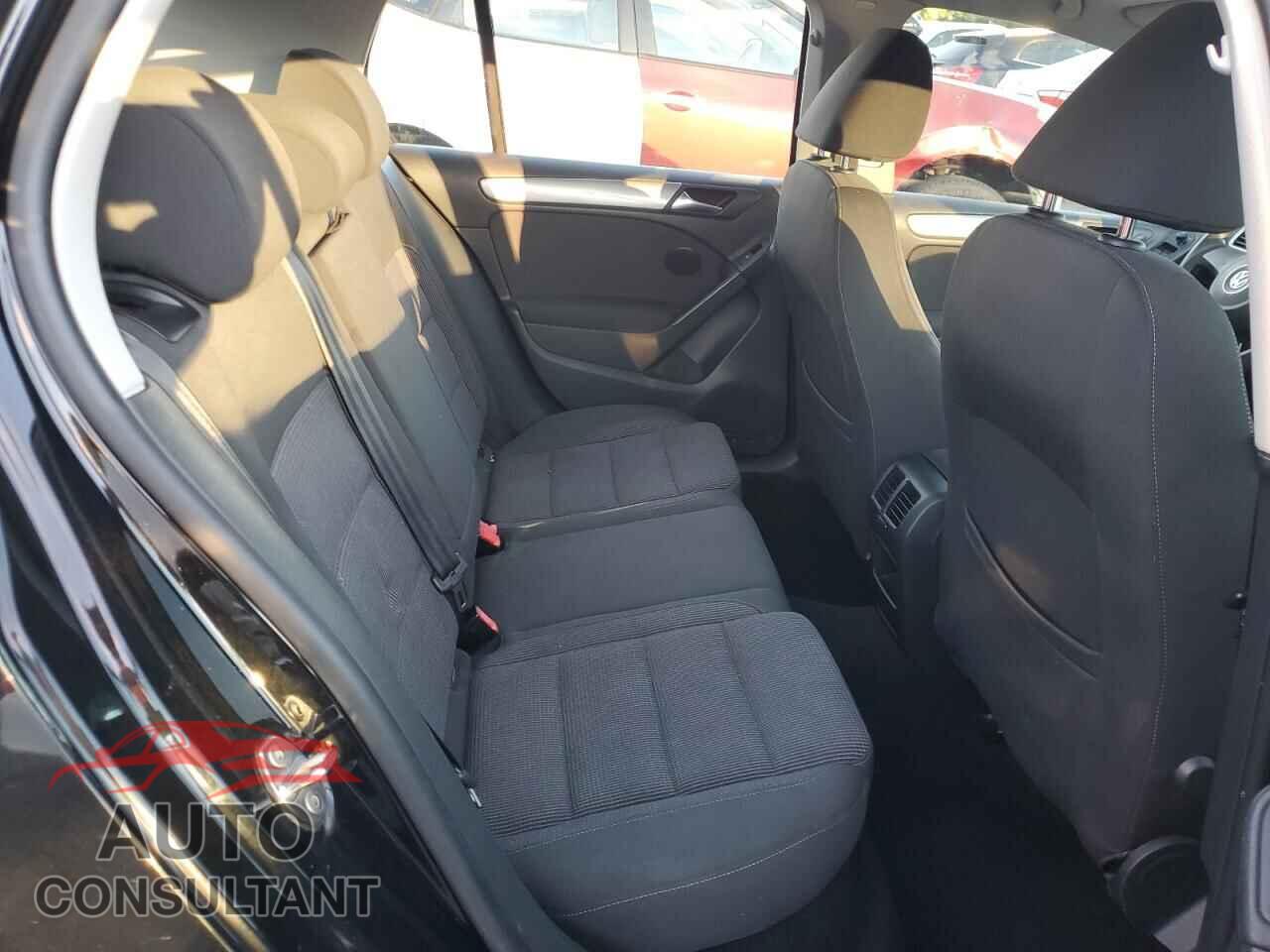 VOLKSWAGEN GOLF 2013 - WVWDB7AJ5DW131665