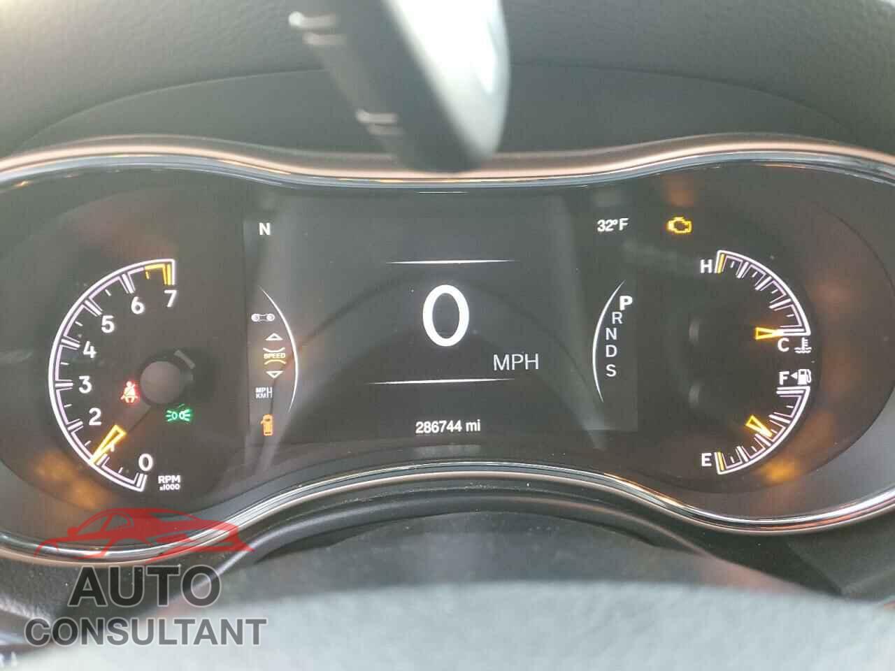 JEEP GRAND CHER 2015 - 1C4RJFBG4FC812832