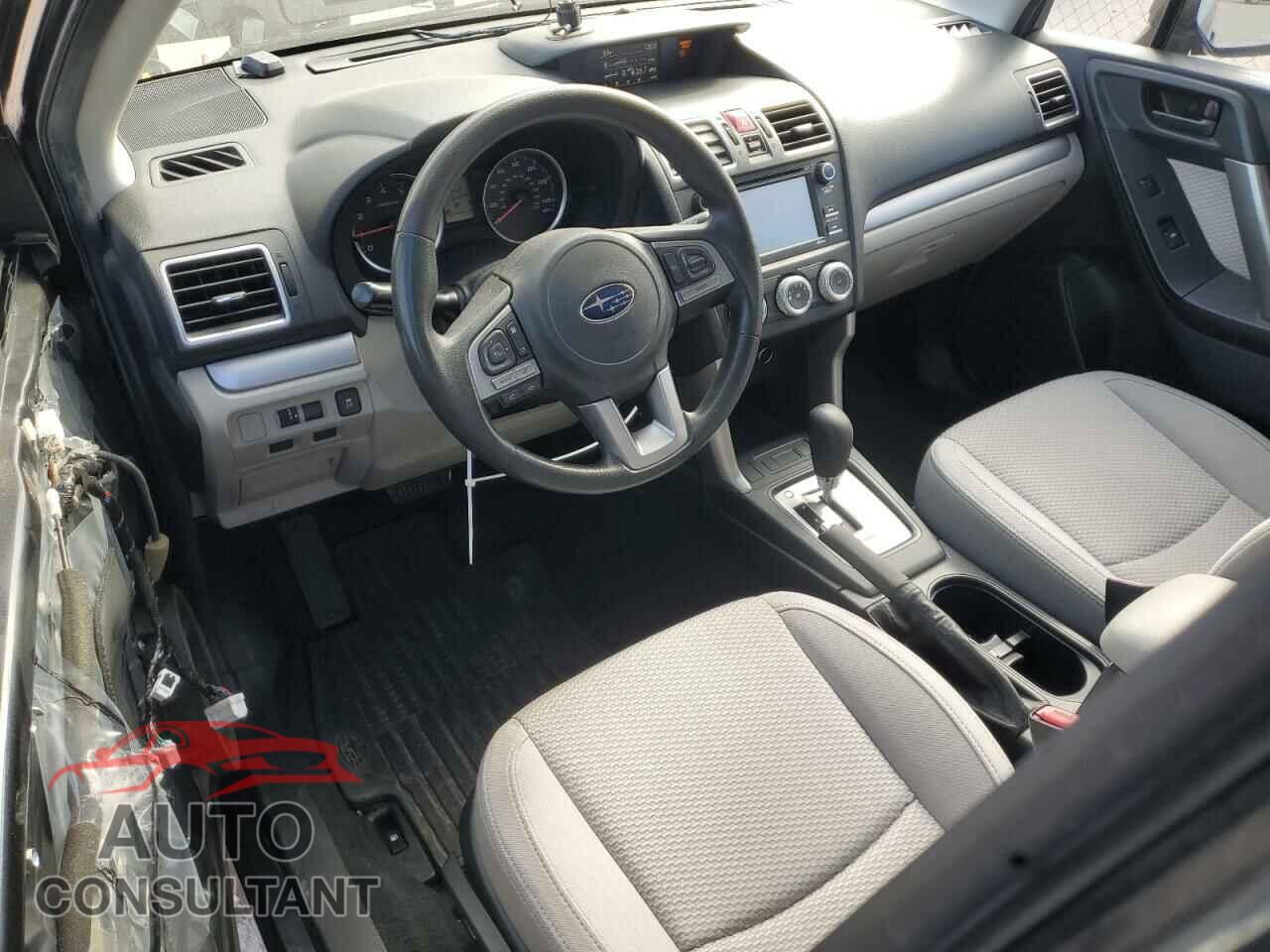 SUBARU FORESTER 2018 - JF2SJAAC4JH404394