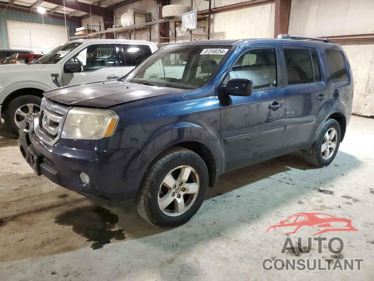 HONDA PILOT 2011 - 5FNYF4H56BB085875