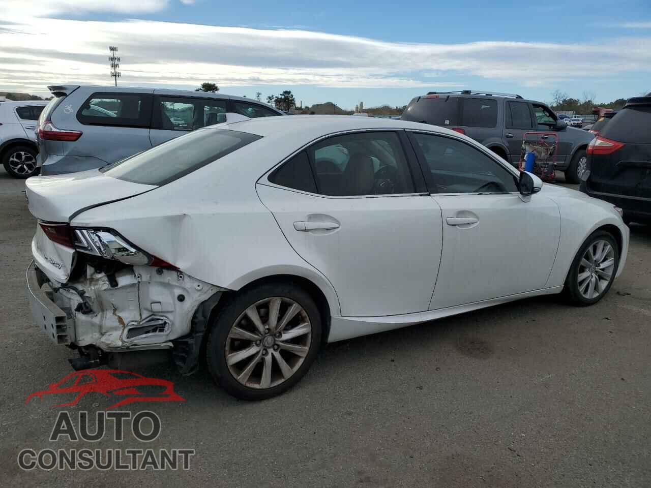 LEXUS IS 2014 - JTHCF1D25E5015003