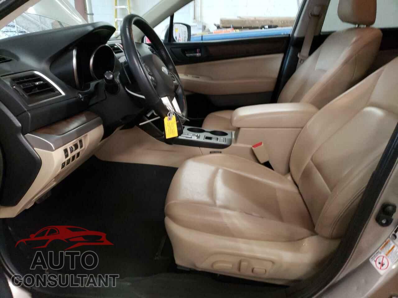 SUBARU OUTBACK 2015 - 4S4BSBLC2F3316927