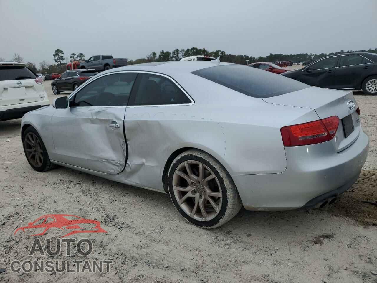 AUDI A5 2012 - WAUVFAFR7CA004199