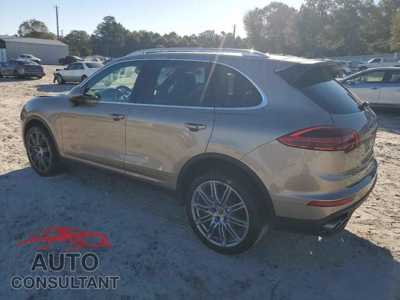 PORSCHE CAYENNE 2017 - WP1AB2A24HLA50189