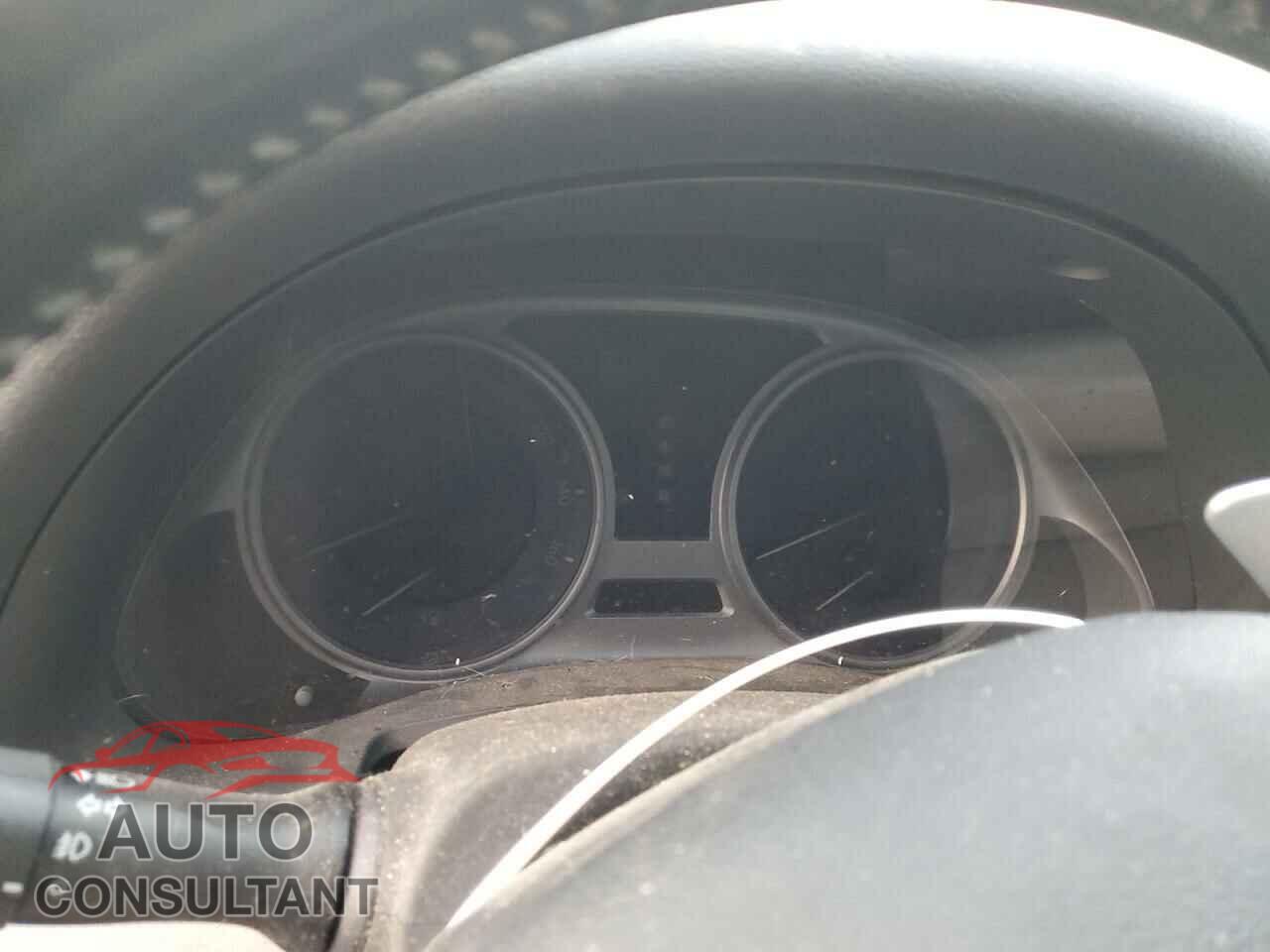 LEXUS IS 2010 - JTHCF5C21A5037714