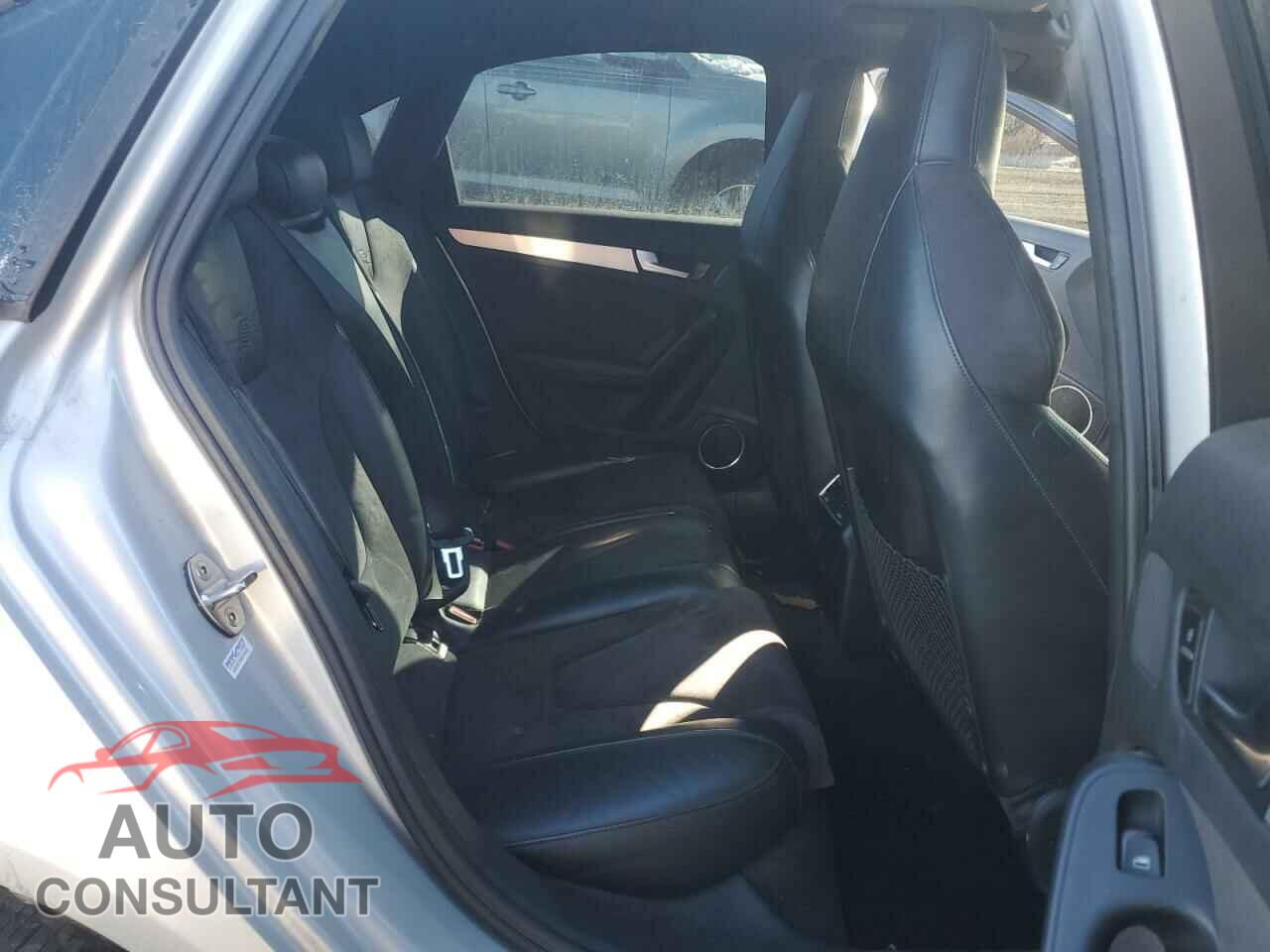 AUDI S4/RS4 2011 - WAUBGAFL5BA067330