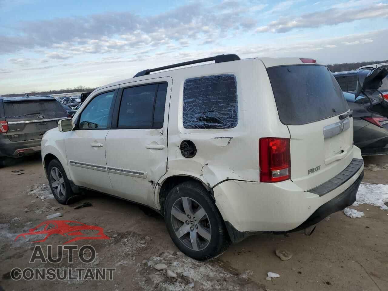 HONDA PILOT 2013 - 5FNYF4H95DB056096