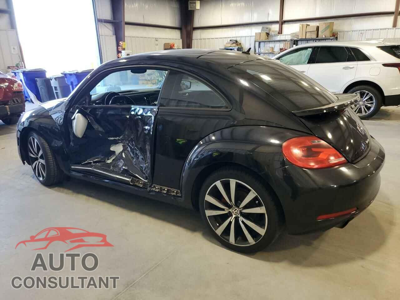 VOLKSWAGEN BEETLE 2012 - 3VWVA7AT4CM604847