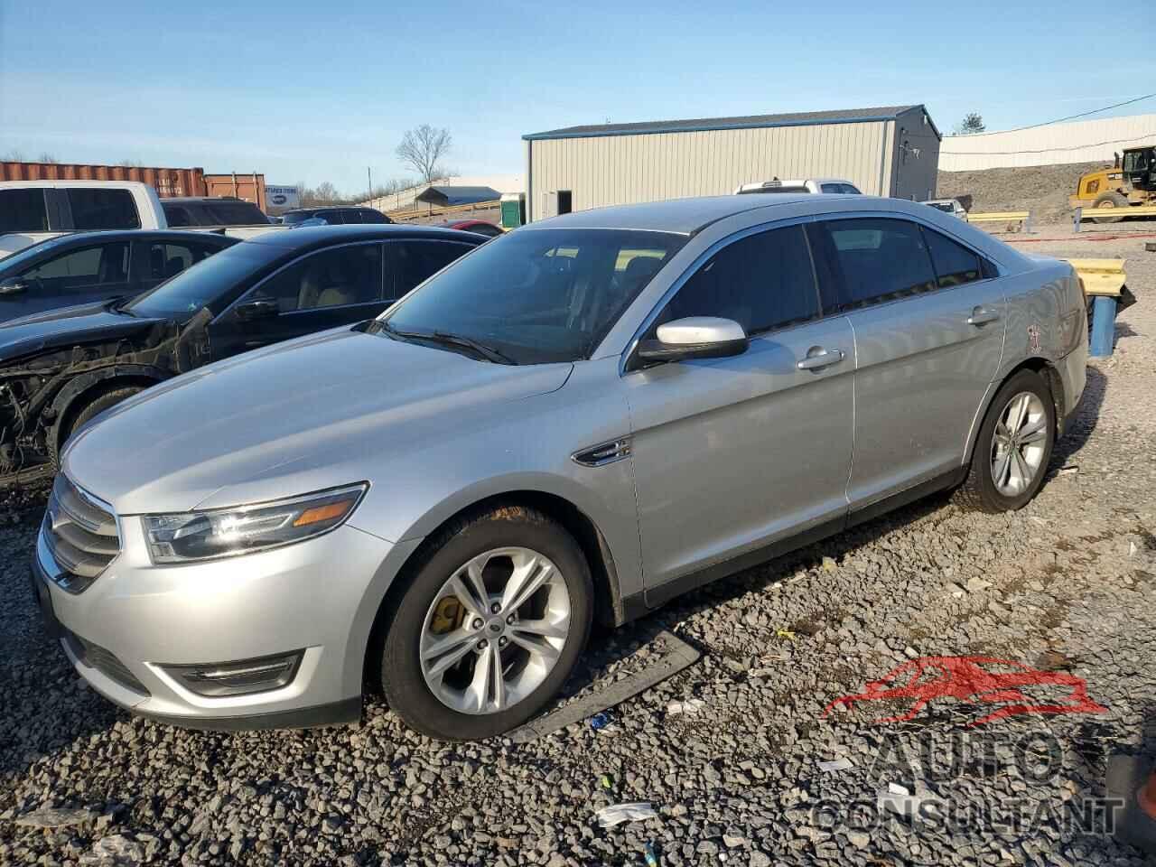 FORD TAURUS 2016 - 1FAHP2E85GG112082