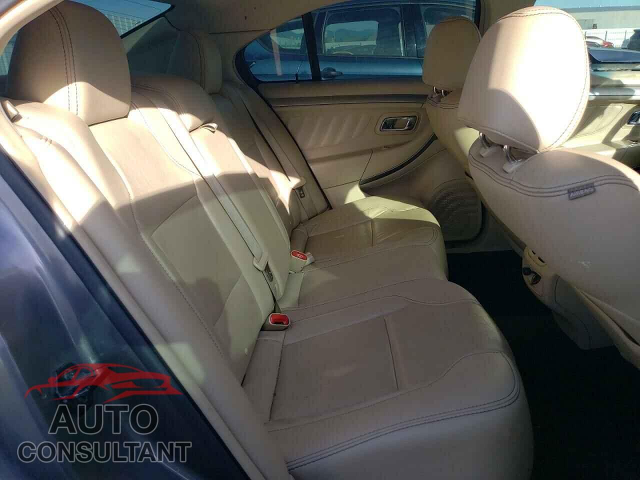 FORD TAURUS 2013 - 1FAHP2E81DG175403