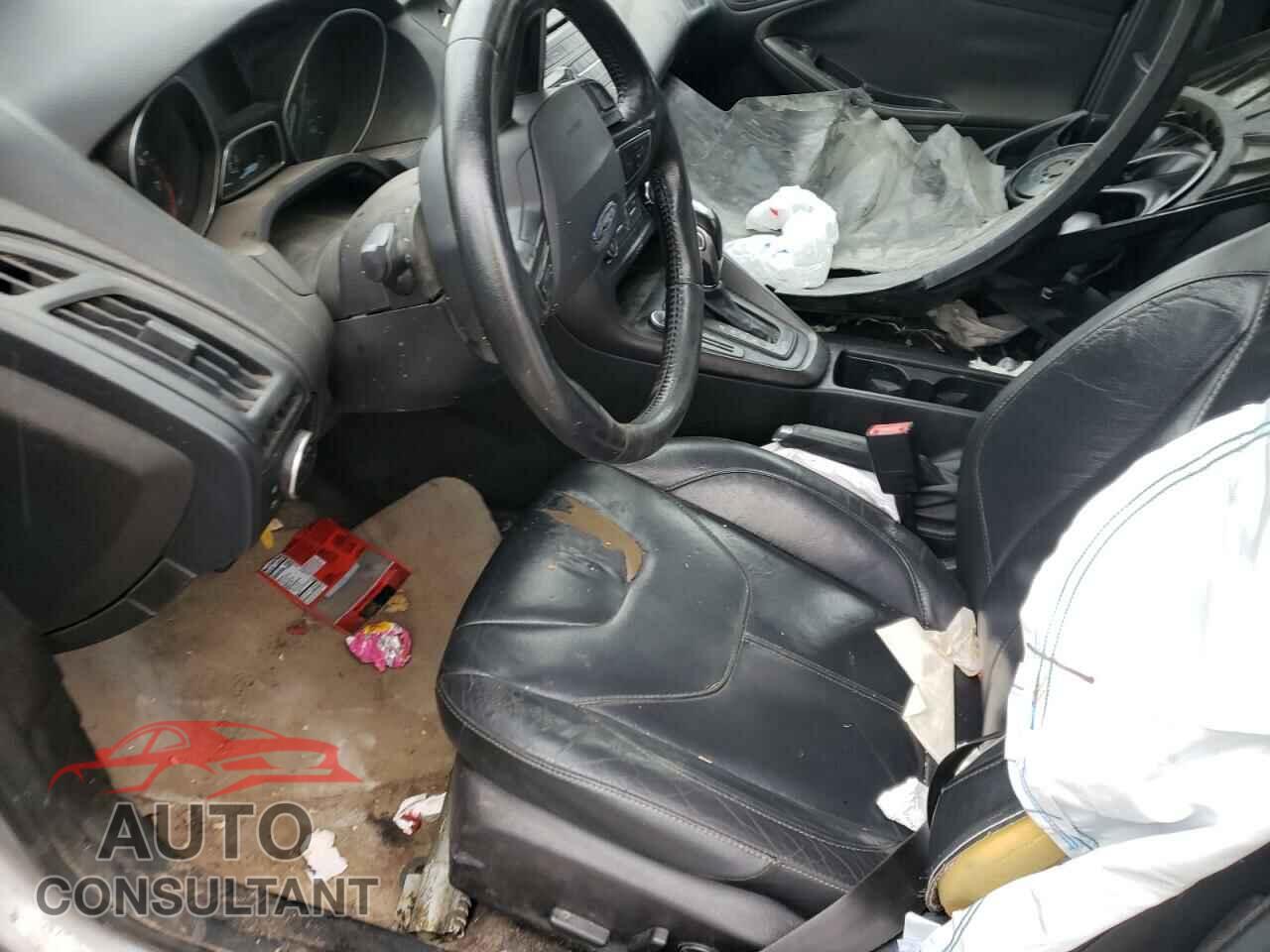FORD FOCUS 2016 - 1FADP3K27GL302106