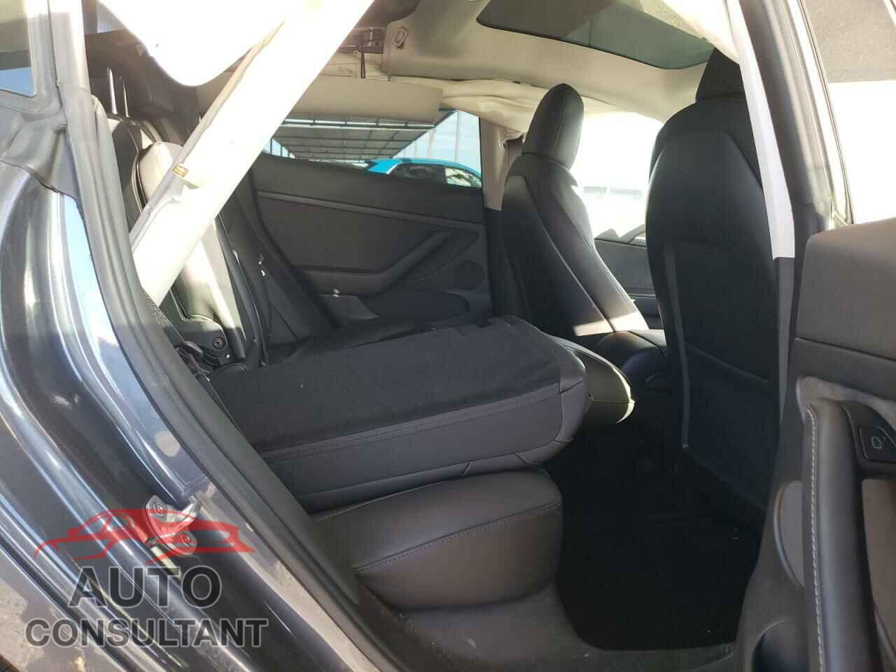 TESLA MODEL 3 2022 - 5YJ3E1EB2NF296520