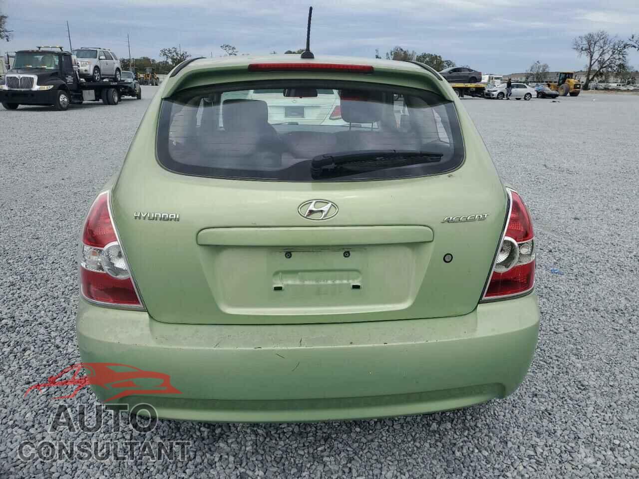 HYUNDAI ACCENT 2010 - KMHCM3AC8AU158734