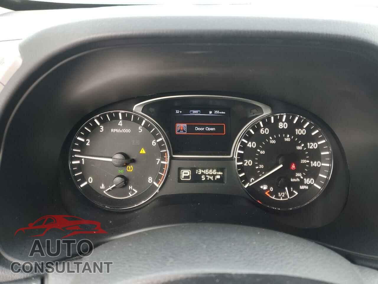NISSAN PATHFINDER 2015 - 5N1AR2MM7FC623704