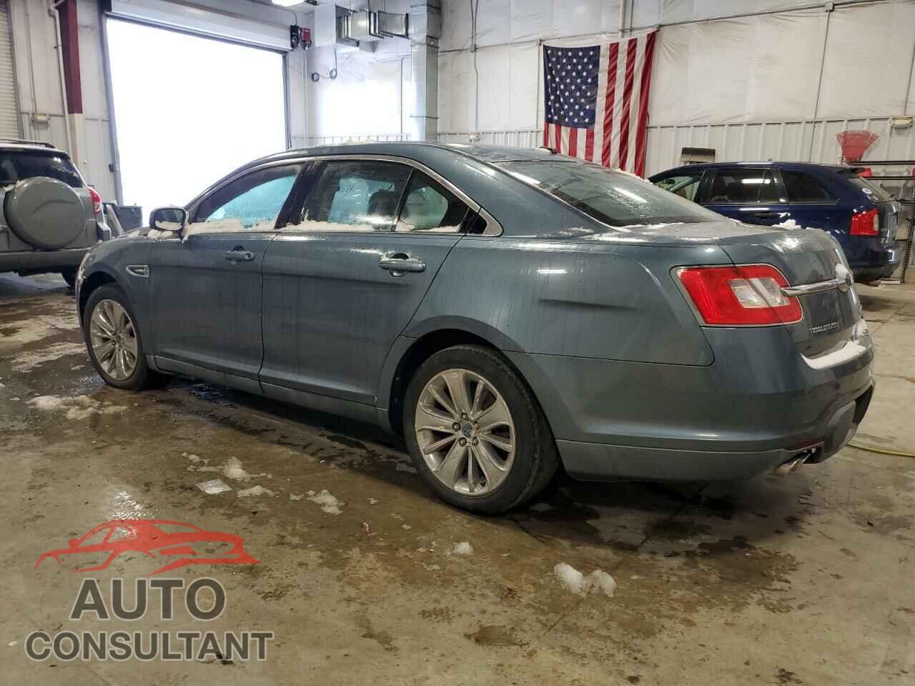 FORD TAURUS 2010 - 1FAHP2FW3AG143576