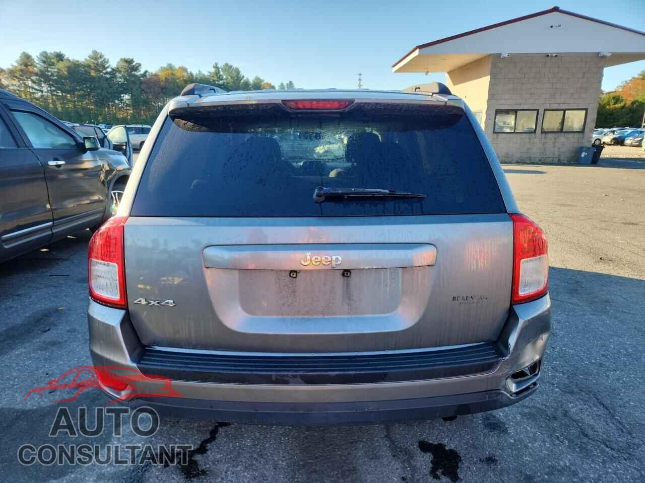 JEEP COMPASS 2011 - 1J4NF1FB1BD279550