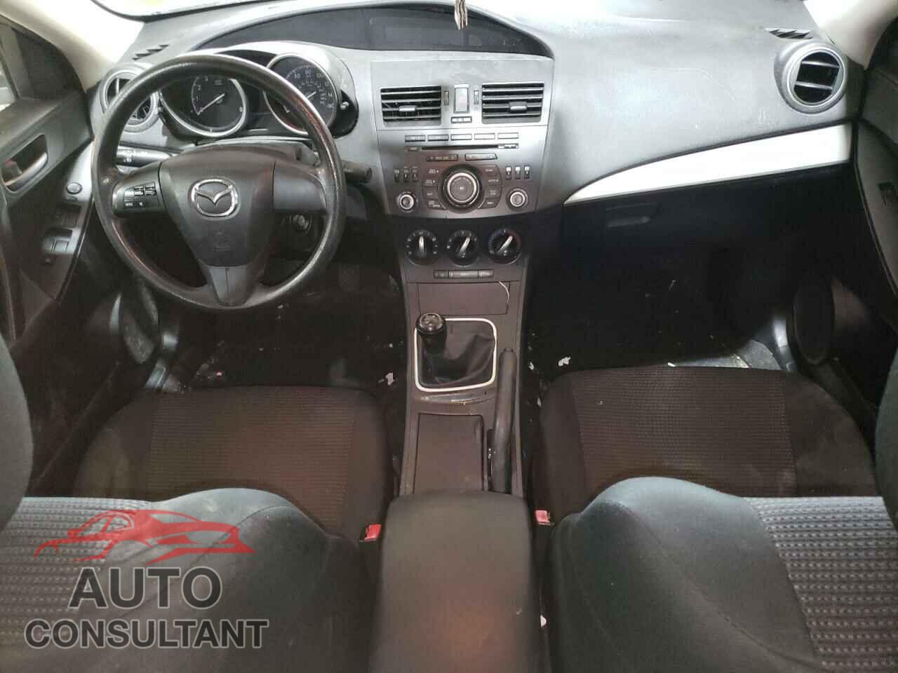 MAZDA 3 2013 - JM1BL1TG8D1787178