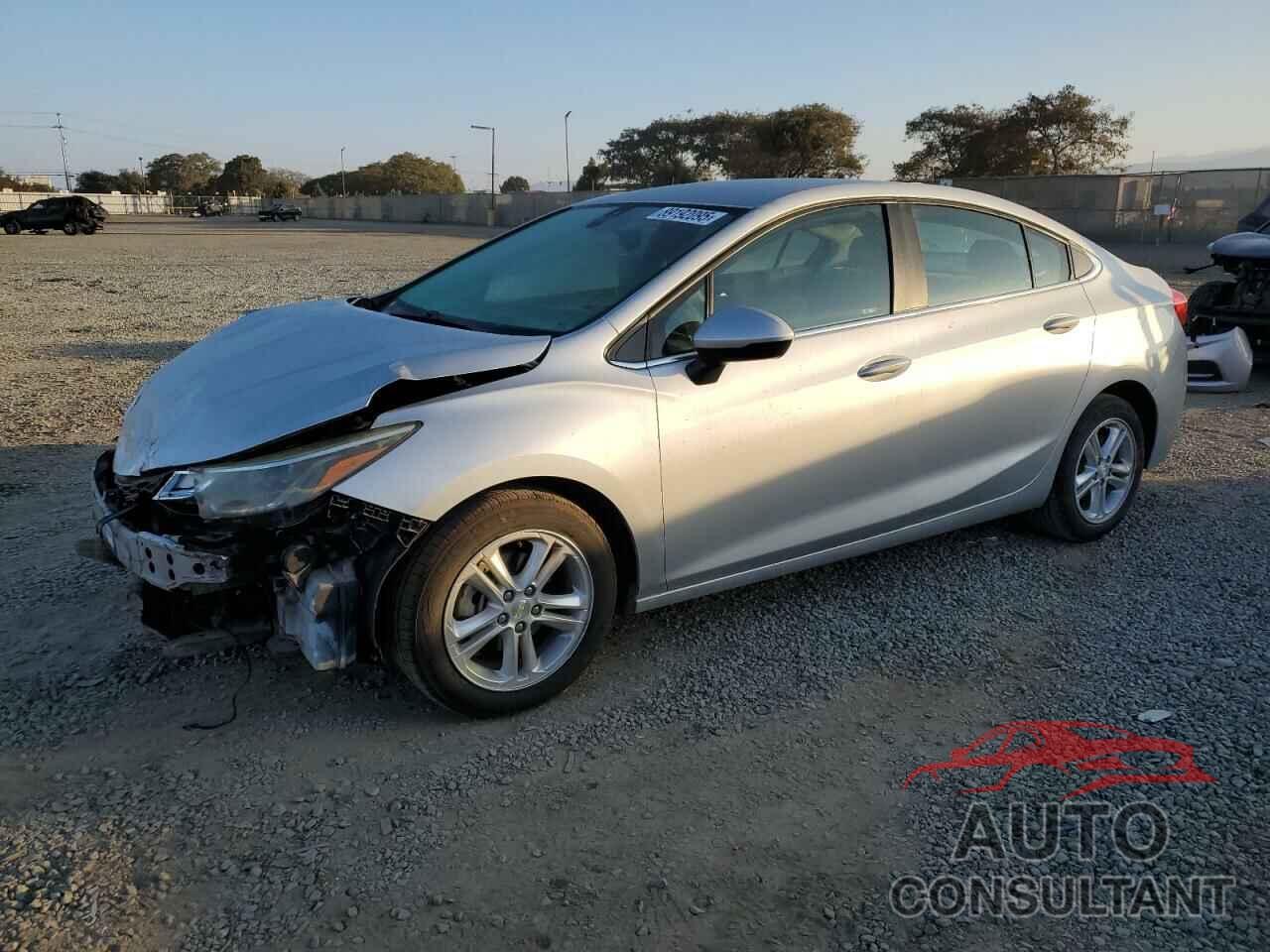 CHEVROLET CRUZE 2017 - 1G1BE5SM0H7107181