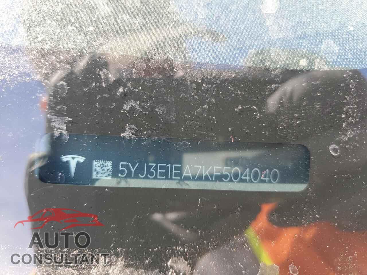 TESLA MODEL 3 2019 - 5YJ3E1EA7KF504040