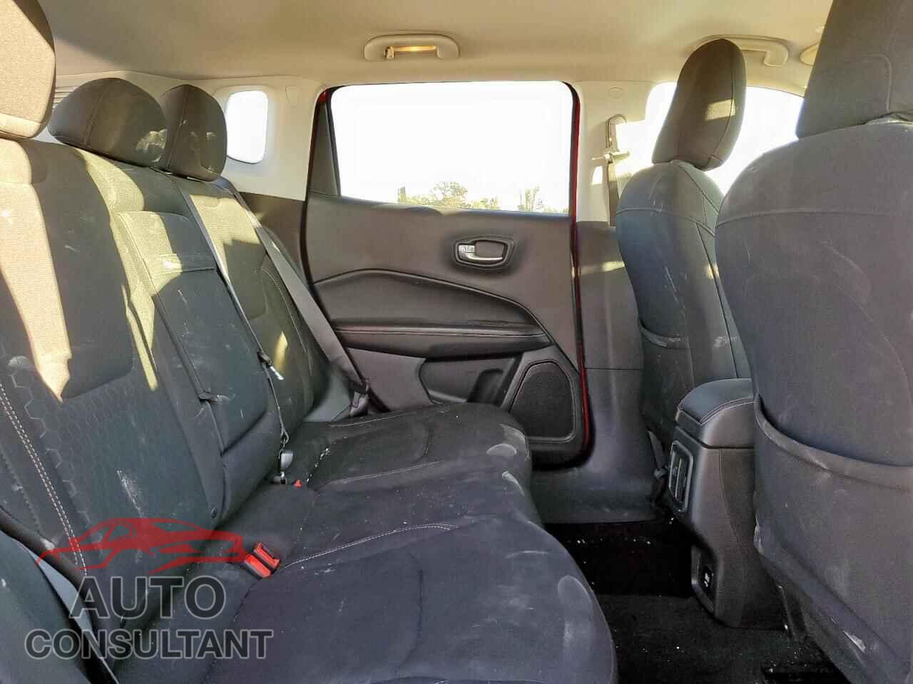 JEEP COMPASS 2017 - 3C4NJDAB3HT647341