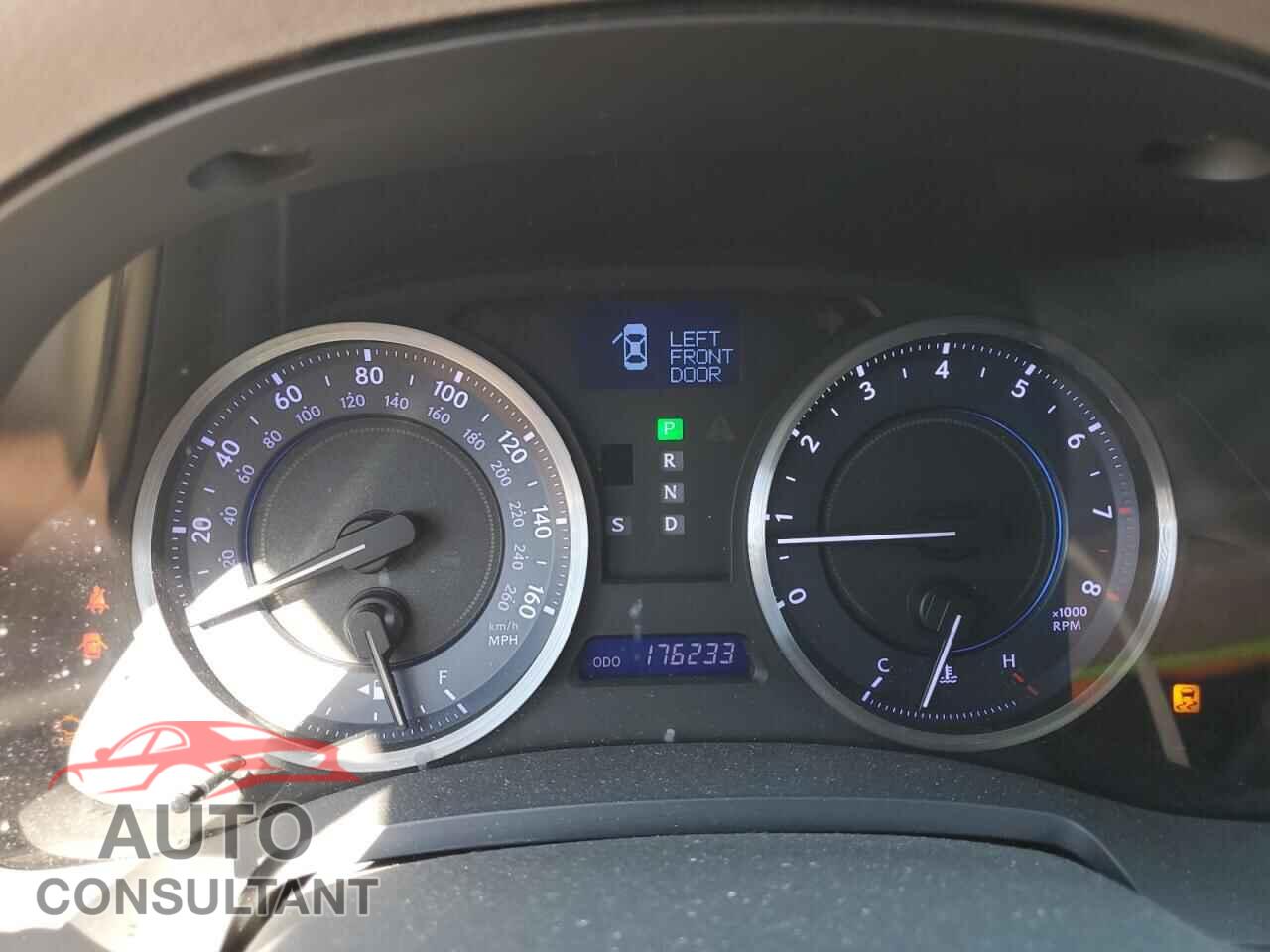 LEXUS IS 2011 - JTHBF5C27B5149723