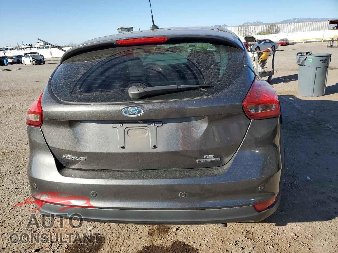 FORD FOCUS 2016 - 1FADP3K21GL323954