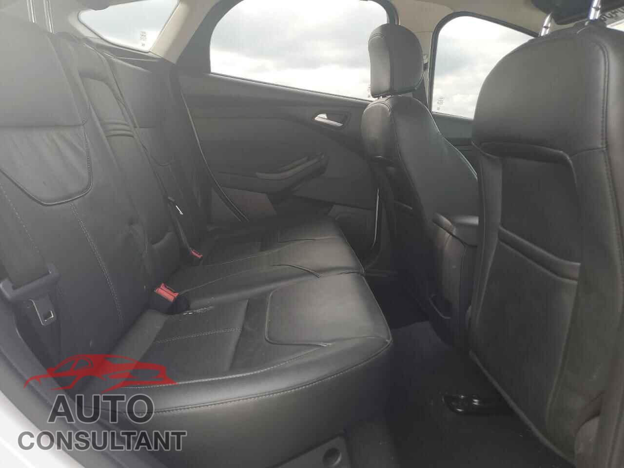 FORD FOCUS 2016 - 1FADP3K21GL308855