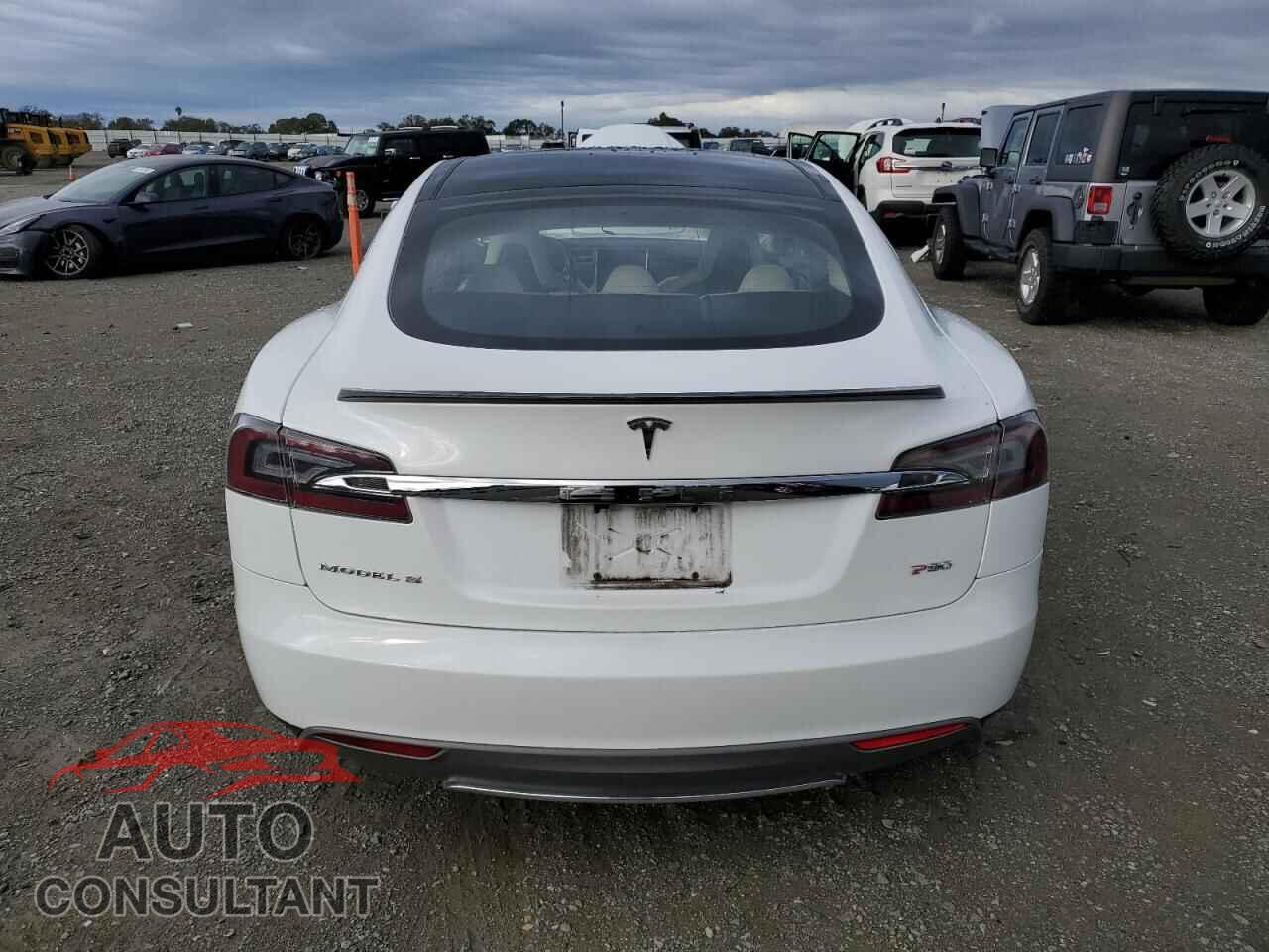 TESLA MODEL S 2012 - 5YJSA1DP4CFS00887