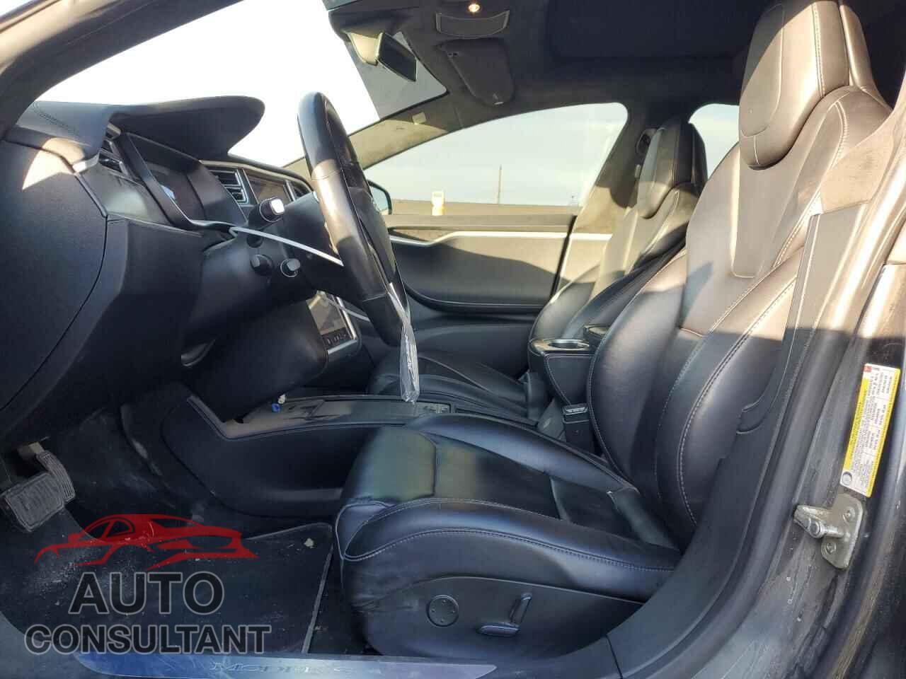 TESLA MODEL S 2017 - 5YJSA1E26HF218592