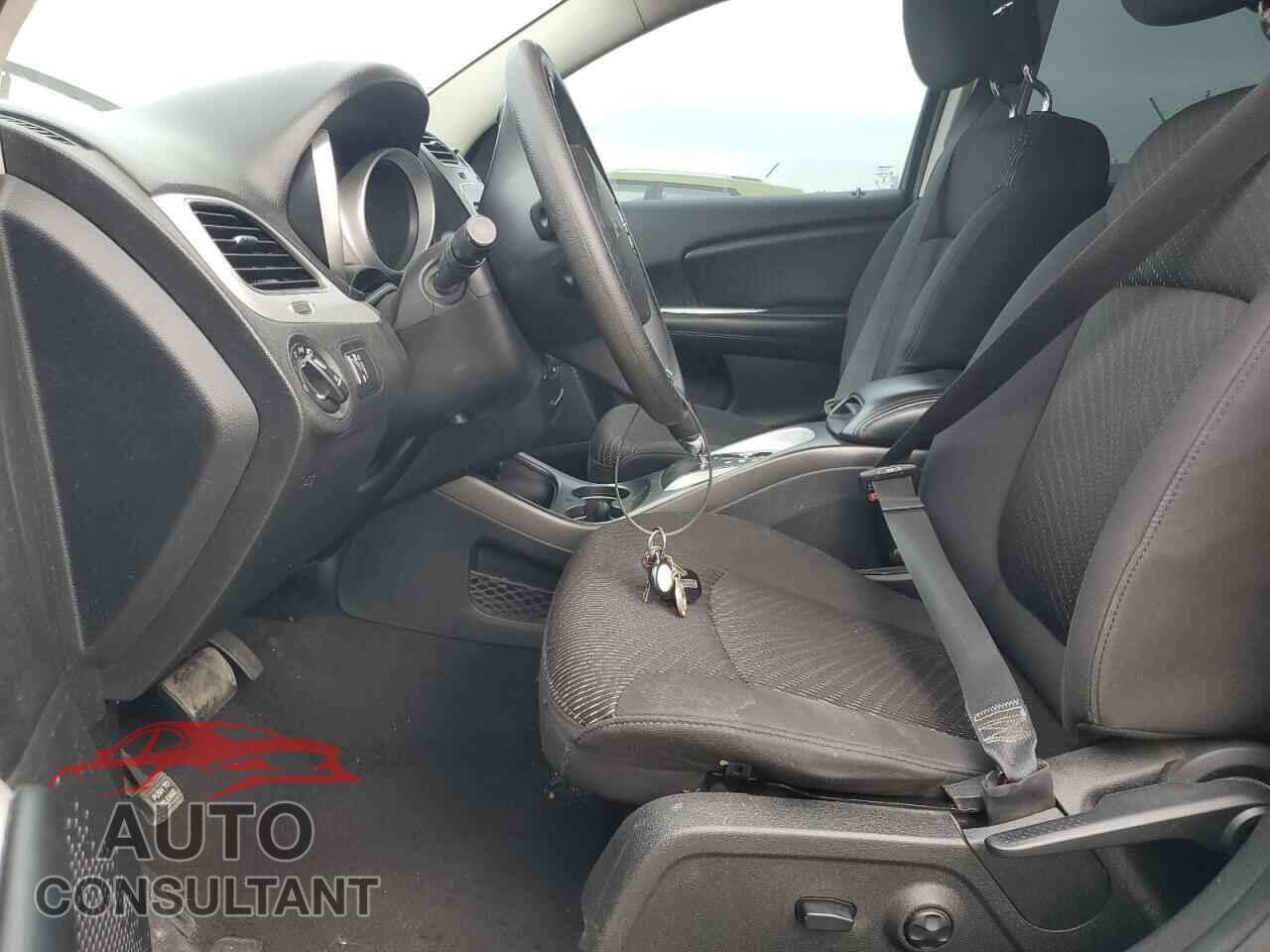 DODGE JOURNEY 2015 - 3C4PDCBG3FT637314