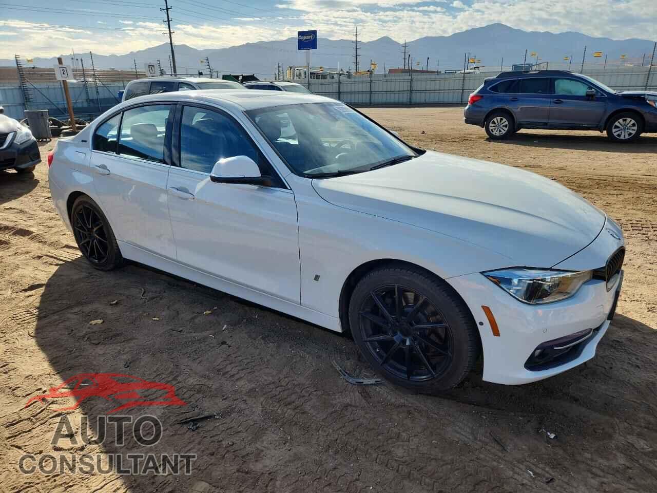 BMW 3 SERIES 2017 - WBA8E1C32HA159220