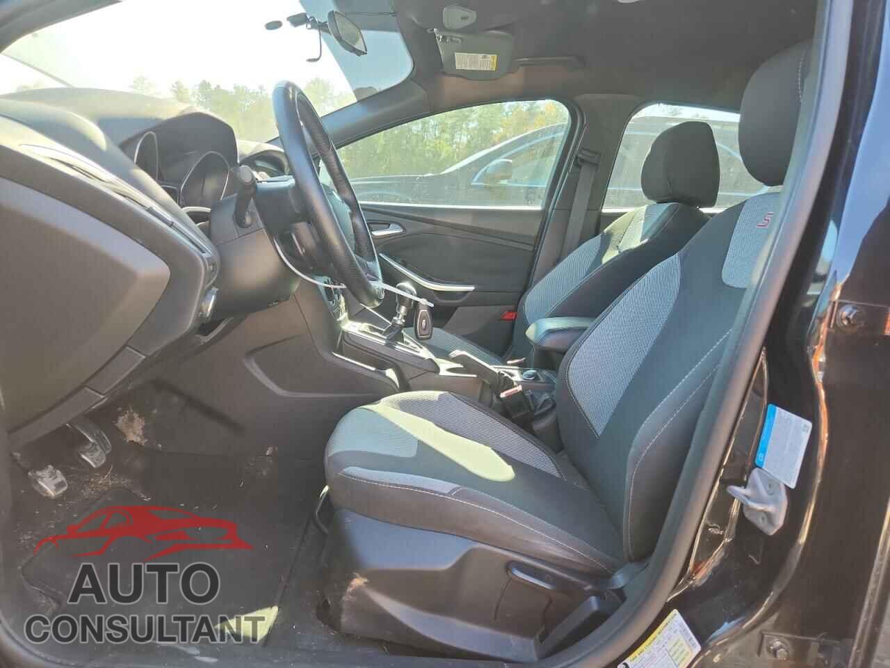 FORD FOCUS 2013 - 1FADP3L91DL364544